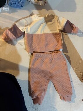 6 Mo Baby Jogger Set in Cream and Dusty Rose